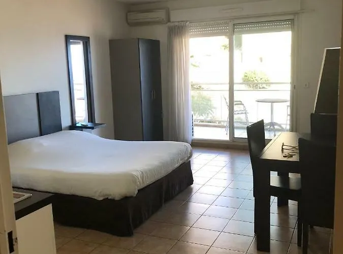 Monaco Sunshine Sea View Optional Parking